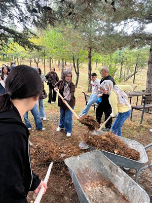 Temiz Kampüs İçin Elele